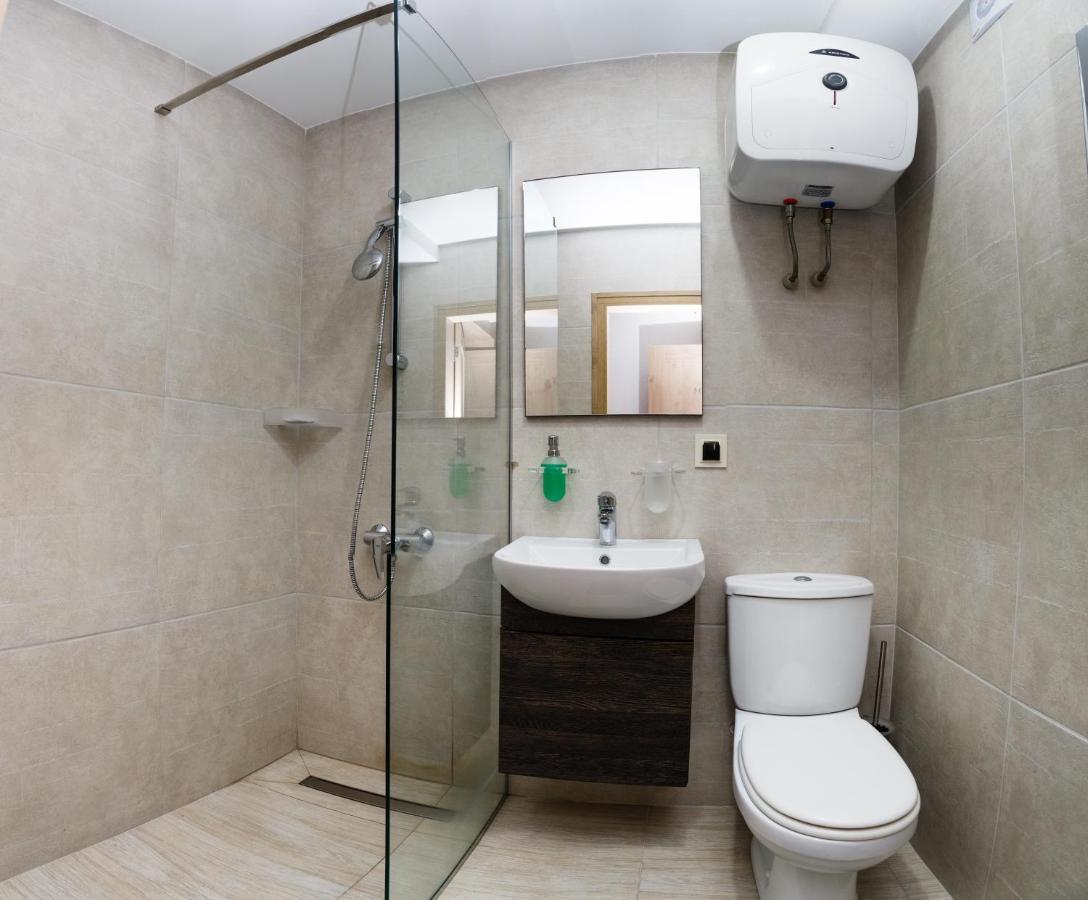 Colinele Aurii Cimislia Hotell Exteriör bild